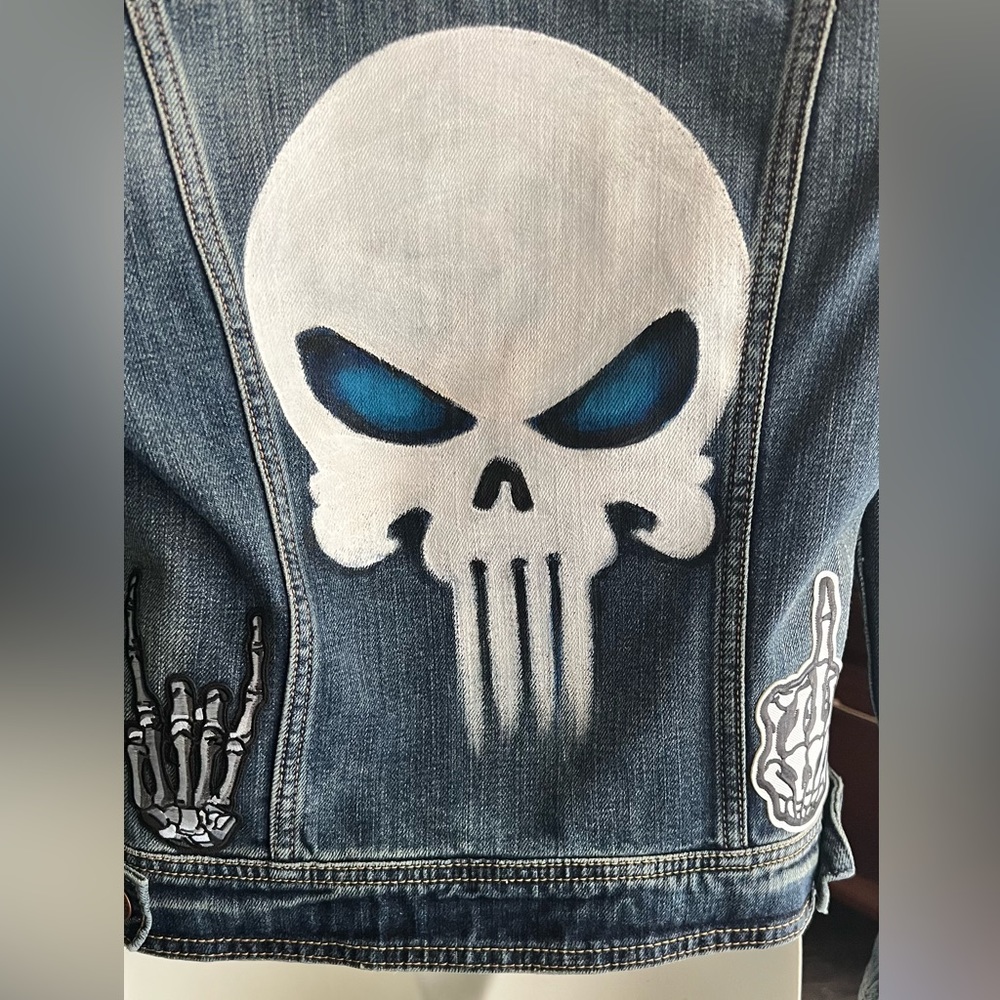 Hand painted Skull, American Eagle Outfitters Embellished Ladies Denim Jacket
